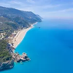 The Wave Grande Kathisma Lefkada *