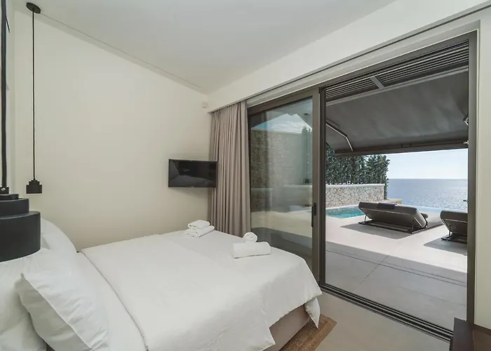 The Wave Grande Kathisma Lefkada Villa *